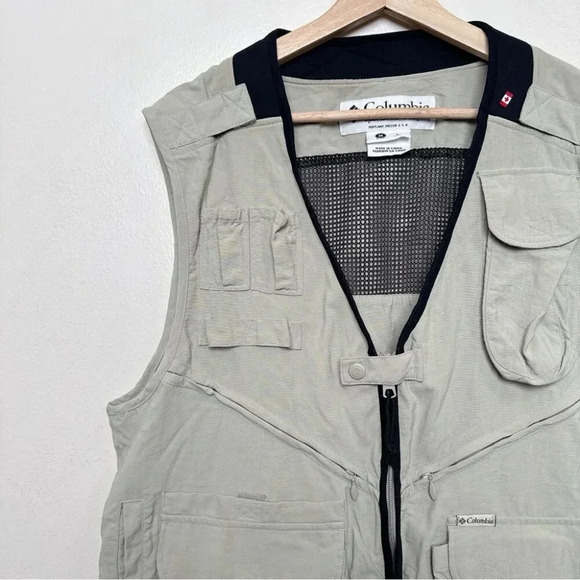 Columbia Unisex M Vtg Khaki  Fishing Vest Outdoor Photography Utility Hunting - Picture 3 of 13